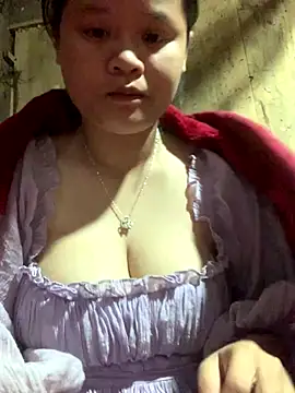 Thanhhuyen001 online show from 12-17-25, 02:27