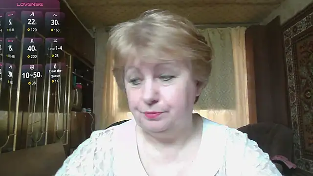 Snapshot of Casey_peach chatting on 03-27-26, 07:28 Casey peach online show from 03-27-26, 07:28