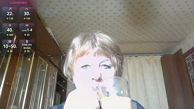 Casey peach online show from 02-10-26, 04:33