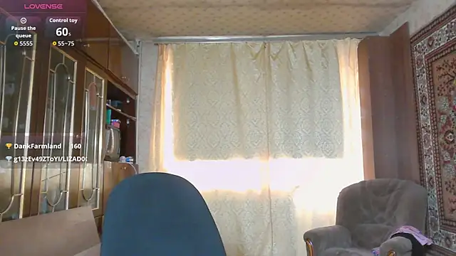 Snapshot of Casey_peach chatting on 03-27-26, 08:26 Casey peach online show from 03-27-26, 08:26