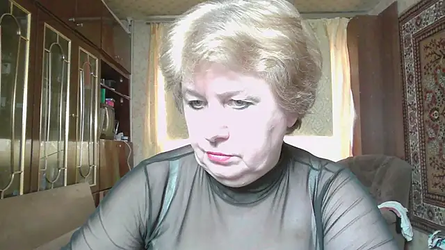 Snapshot of Casey_peach chatting on 03-31-26, 06:48 Casey peach online show from 03-31-26, 06:48