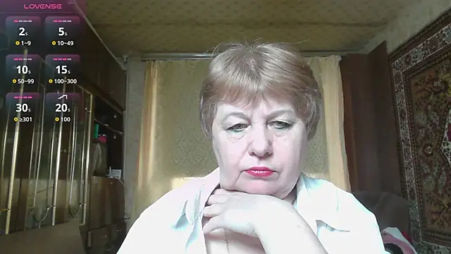 Casey peach online show from 04-24-26, 04:03