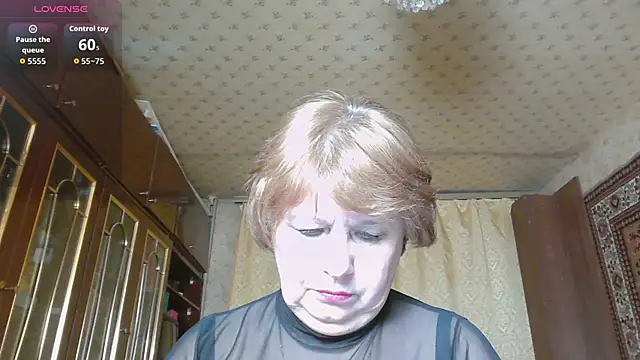 Casey peach online show from 02-17-26, 05:21