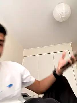 Snapshot of HotWhisper22 chatting on 12-16-25, 01:04 HotWhisper22 online show from 12-16-25, 01:04