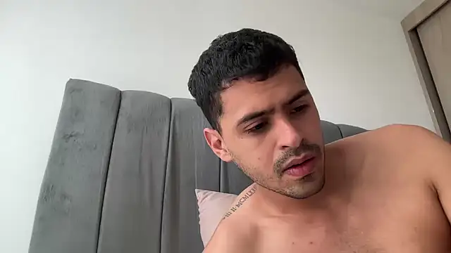 HotWhisper22 online show from 04-10-26, 01:40