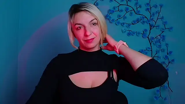 Lana Foxyy online show from 01-05-26, 05:27