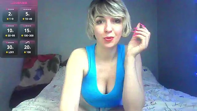 Lana Foxyy online show from 04-10-26, 07:54