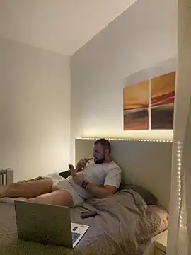 LunaFoxTip online show from 03-02-26, 05:20