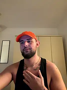 LunaFoxTip online show from 01-11-26, 07:54