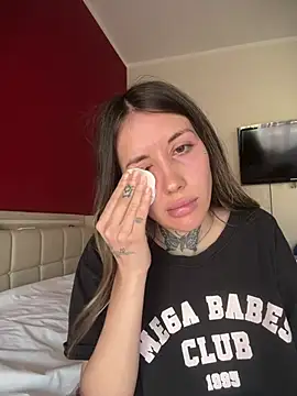 saphirafox online show from 03-24-26, 01:44