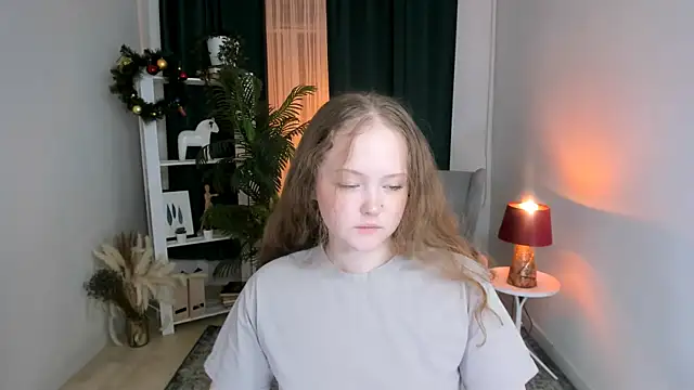 Yennefer   online show from 12-17-25, 04:23