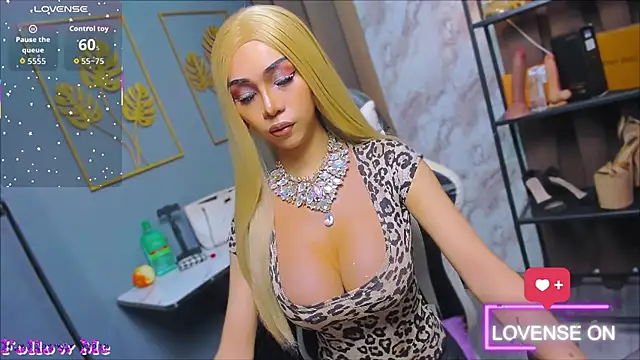 CelinaWintour online show from 02-24-26, 05:47