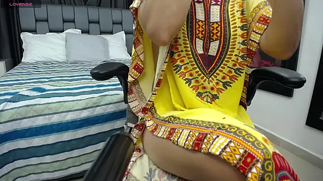 kyra jeet online show from 04-04-26, 12:34