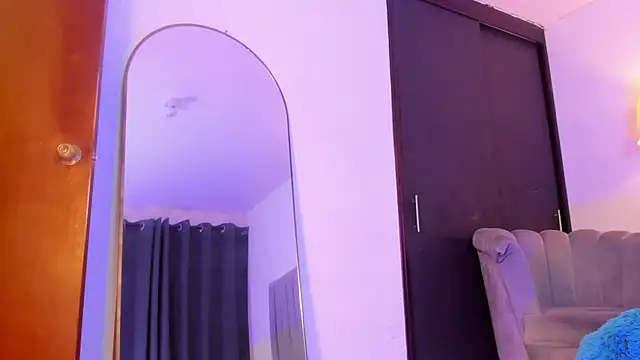 Snapshot of im_thomass chatting on 01-12-26, 12:01 im thomass online show from 01-12-26, 12:01