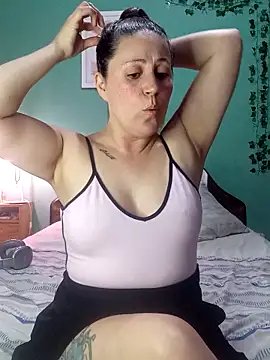 SofiEsteves online show from 12-21-25, 05:36