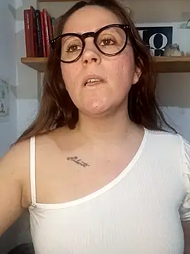 SofiEsteves online show from 05-27-26, 03:19