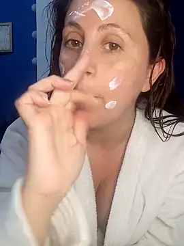 SofiEsteves online show from 05-24-26, 07:03