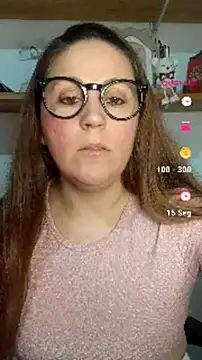 Snapshot of SofiEsteves chatting on 07-14-26, 04:35 SofiEsteves online show from 07-14-26, 04:35