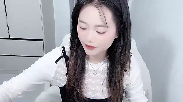 Amireux-8 online show from 02-10-26, 12:04