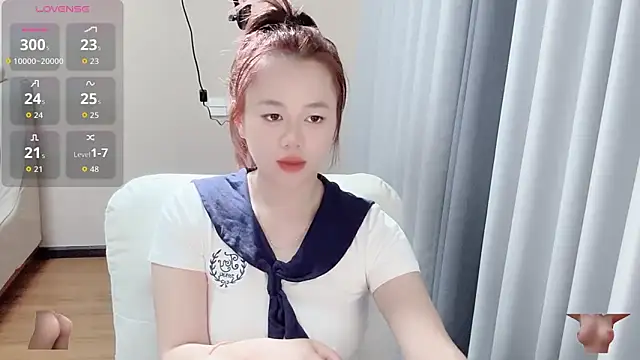 Amireux-8 online show from 03-22-26, 04:27