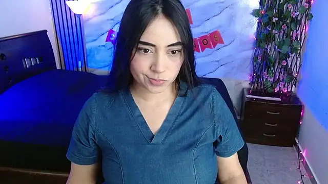 latin mommy  online show from 02-21-26, 02:08