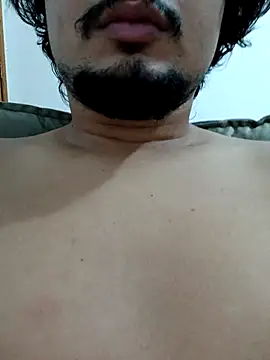 Snapshot of HotJXS chatting on 02-21-26, 01:29 HotJXS online show from 02-21-26, 01:29