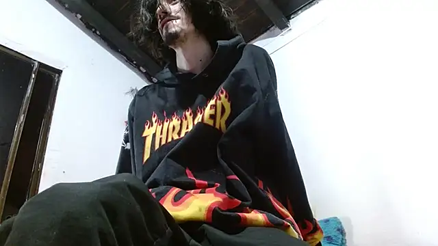 Snapshot of sk8-boy chatting on 07-17-26, 07:11 sk8-boy online show from 07-17-26, 07:11