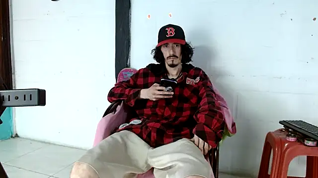 sk8-boy online show from 03-10-26, 01:48