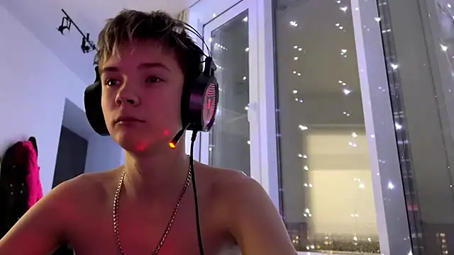 MilesSwanson online show from 12-20-25, 07:50