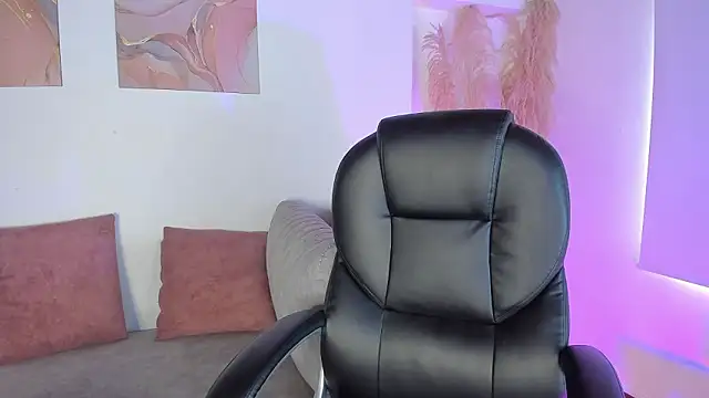 Snapshot of Amelie_Wine chatting on 03-03-26, 02:13 Amelie Wine online show from 03-03-26, 02:13