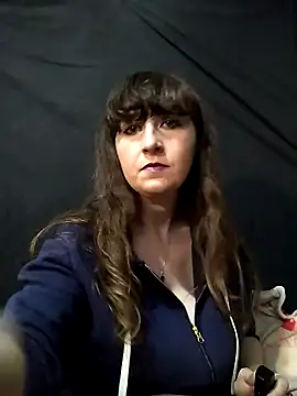 Camellia-Pink online show from 12-17-25, 08:47