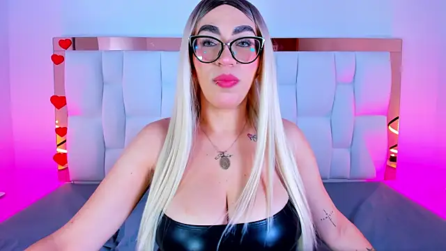 CamilleJuicy  online show from 07-07-26, 12:52