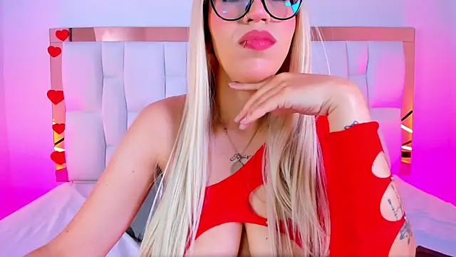 CamilleJuicy  online show from 07-10-26, 01:11