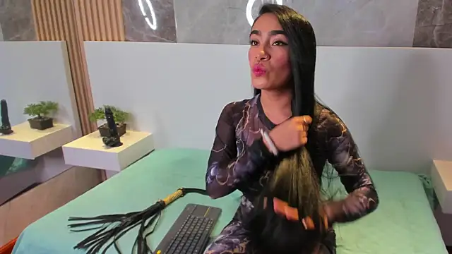 PamelaRed  online show from 12-22-25, 07:58