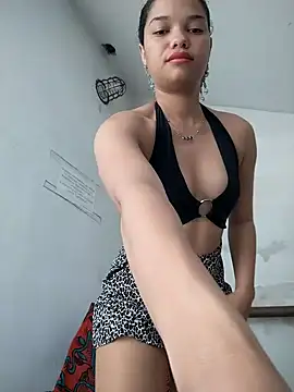 Snapshot of ChloeRaviss_ chatting on 01-10-26, 11:38 ChloeRaviss online show from 01-10-26, 11:38