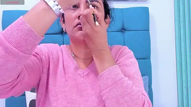 Bianca slut1 online show from 02-27-26, 12:27