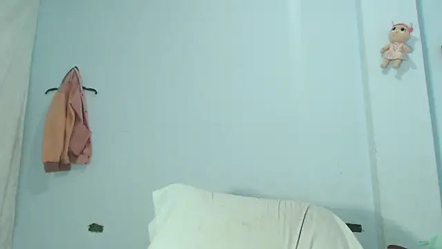 Bianca slut1 online show from 05-10-26, 12:03