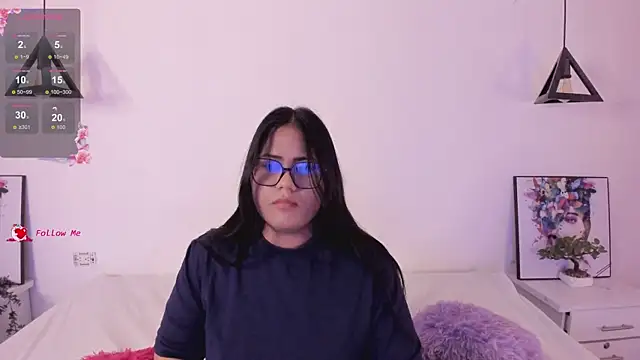 Briana Goldd online show from 04-25-26, 02:36