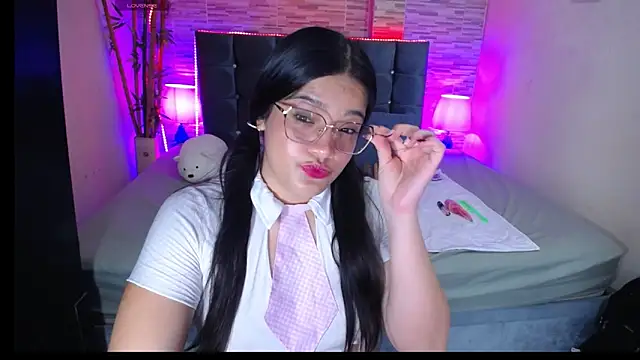 Snapshot of Valeri_hot22 chatting on 05-13-26, 09:11 Valeri hot22 online show from 05-13-26, 09:11