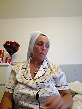 theblondecocklover online show from 05-19-26, 08:16