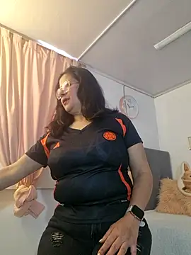 Snapshot of christy_ant chatting on 06-23-26, 06:06 christy ant online show from 06-23-26, 06:06