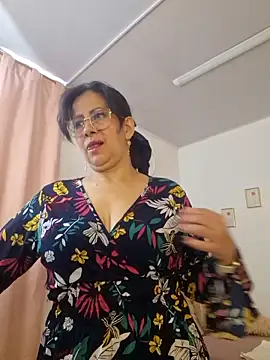 christy ant online show from 05-26-26, 04:16