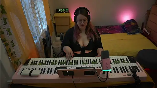 FireproofCuriousiteaze online show from 02-12-26, 09:47