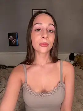 ChiaraSommer online show from 04-08-26, 04:30