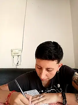 Snapshot of Mei_and_Gaby chatting on 02-20-26, 08:33 Mei and Gaby online show from 02-20-26, 08:33