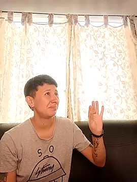 Snapshot of Mei_and_Gaby chatting on 02-04-26, 04:02 Mei and Gaby online show from 02-04-26, 04:02