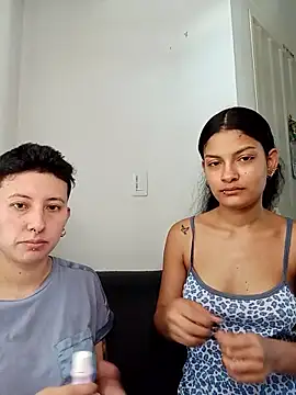 Snapshot of Mei_and_Gaby chatting on 01-18-26, 04:54 Mei and Gaby online show from 01-18-26, 04:54