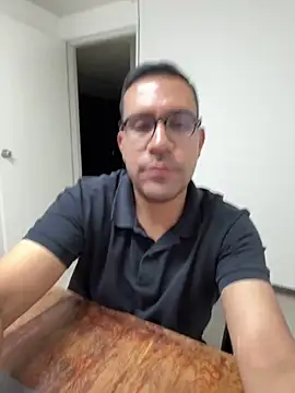 Snapshot of AdrianGarcia89 chatting on 06-06-26, 02:17 AdrianGarcia89 online show from 06-06-26, 02:17