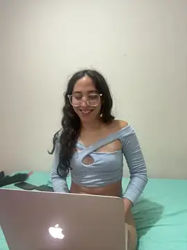 LatinDoll8 online show from 05-15-26, 03:15