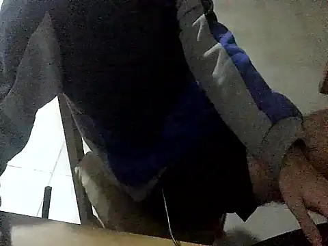 Snapshot of Franalbera chatting on 02-26-26, 05:51 Franalbera online show from 02-26-26, 05:51